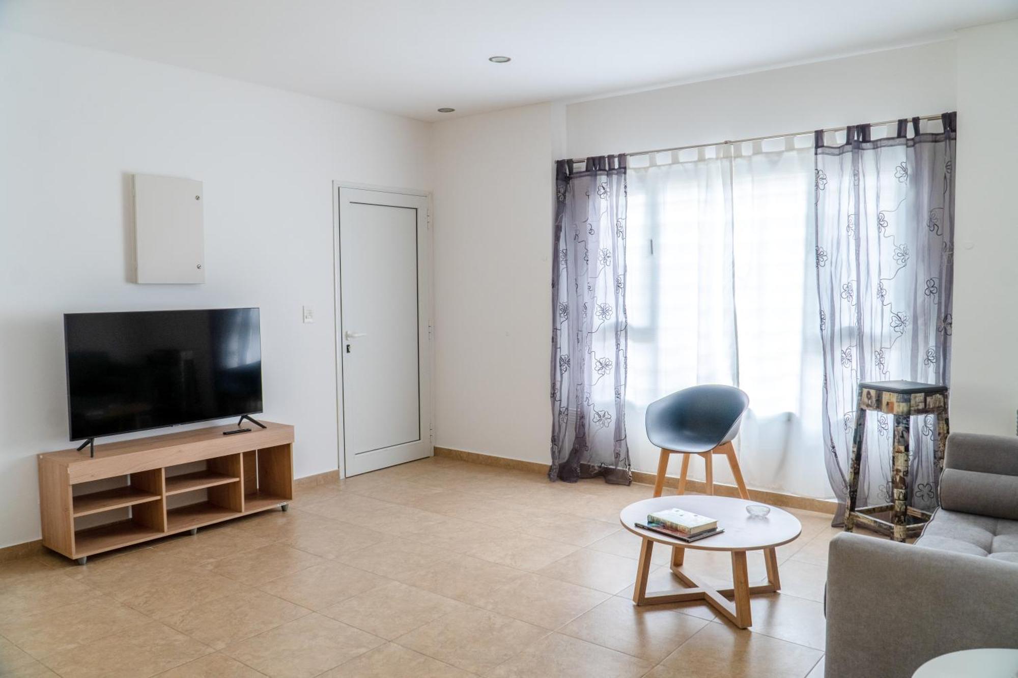 Maca Tobiano, Amplio, Calido, A Pasos Del Mar Apartment Пуерто Мадрин Екстериор снимка
