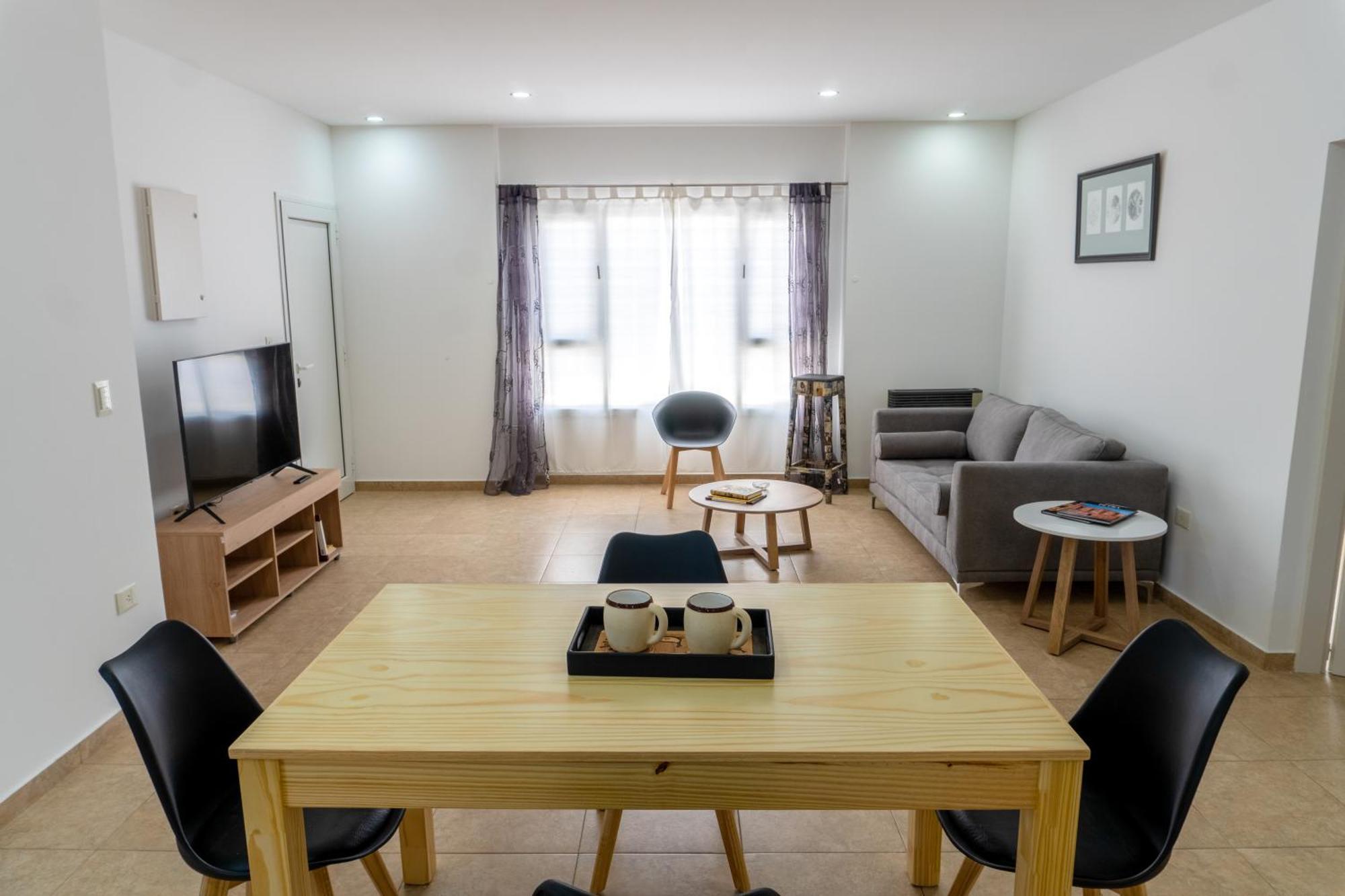 Maca Tobiano, Amplio, Calido, A Pasos Del Mar Apartment Пуерто Мадрин Екстериор снимка